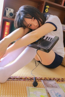 《隔壁女邻居3》bd高清