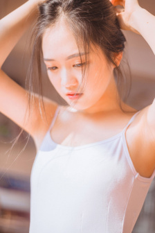 男生被女 生狂整视频